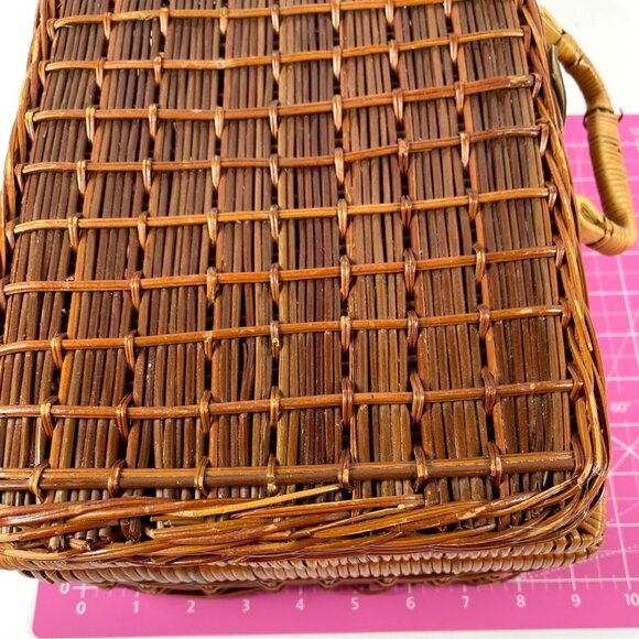 Woven Wicker Rattan Square Suitcase Handbag Picnic Basket Storage Leather VTG - Picture 12 of 16